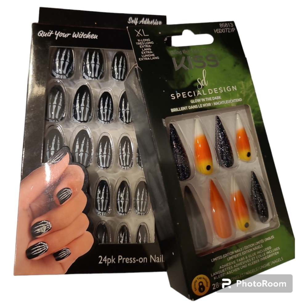 2 Sets of Halloween Nails! Makeup Accessories NWT